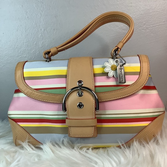 🛍COACH Daisy handbag🌸 - Picture 2 of 13